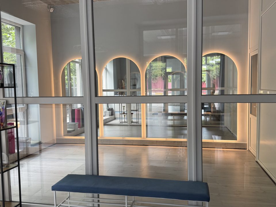 Crystal Hall studio, photo 4 of 4