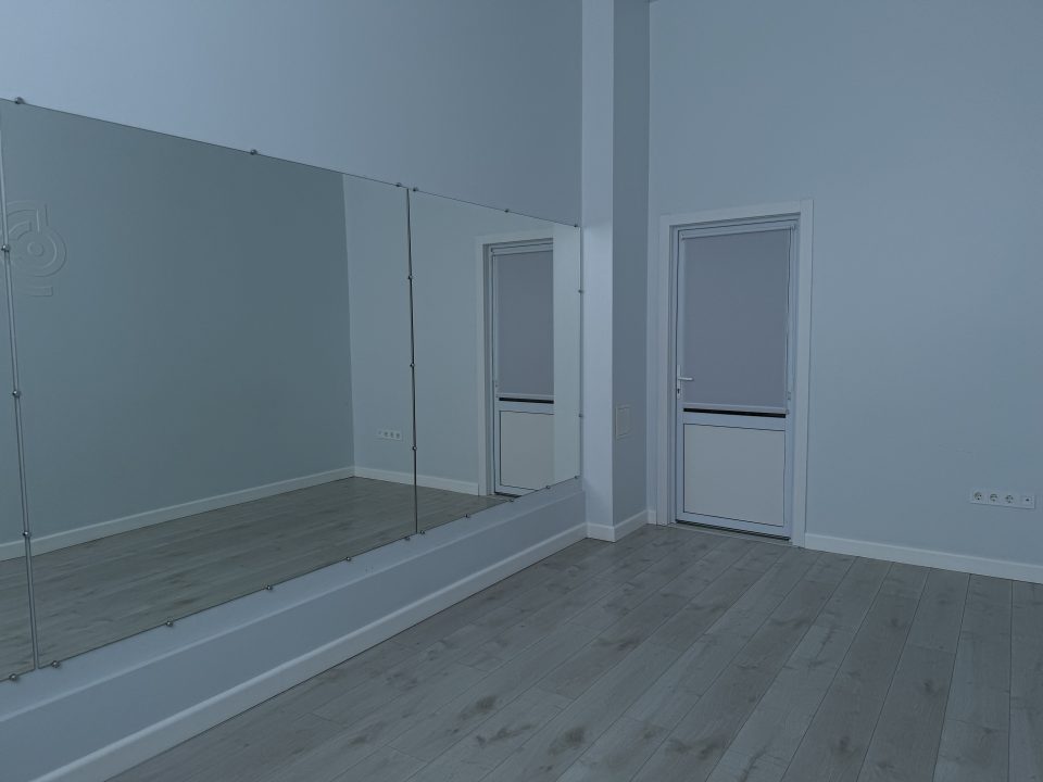 Sky Hall studio, photo 3 of 9